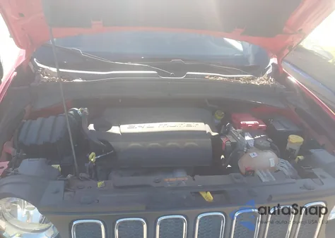 2018 Jeep Renegade Sport 4X4 из США, поврежденный, VIN ZACCJBAB2JPH14293